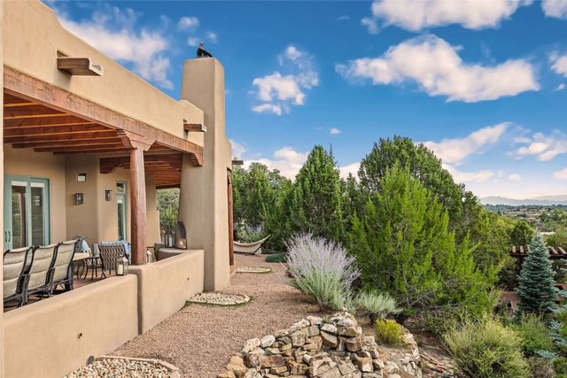 720 Panorama, Santa Fe, NM 87501