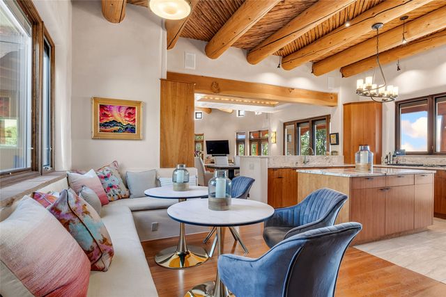 720 Panorama, Santa Fe, NM 87501