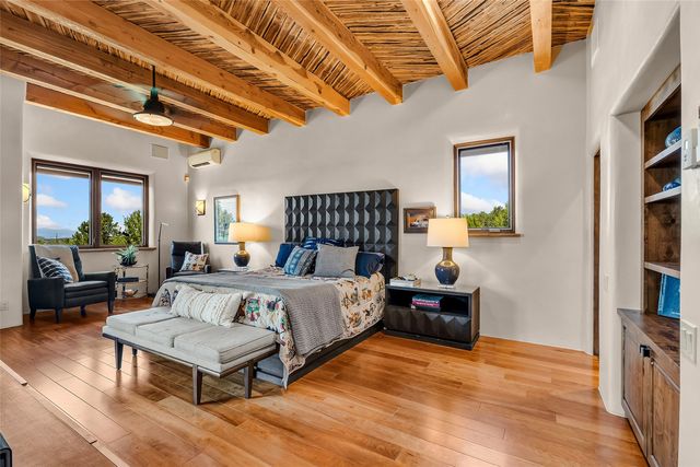 720 Panorama, Santa Fe, NM 87501