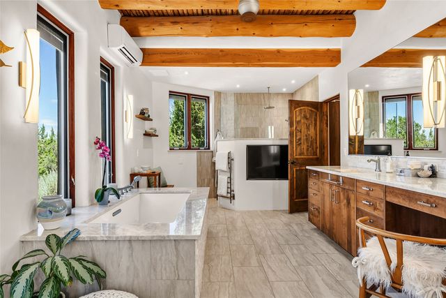 720 Panorama, Santa Fe, NM 87501