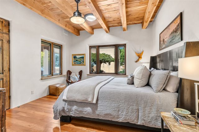 720 Panorama, Santa Fe, NM 87501