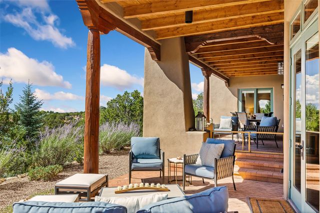 720 Panorama, Santa Fe, NM 87501