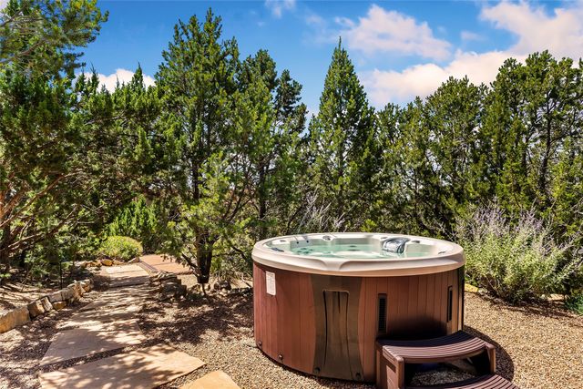 720 Panorama, Santa Fe, NM 87501