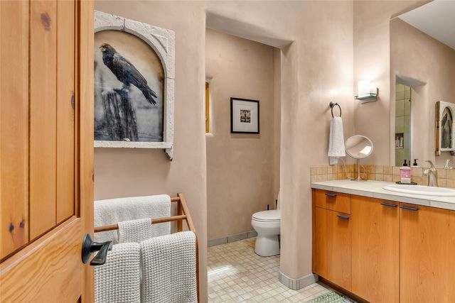 720 Panorama, Santa Fe, NM 87501