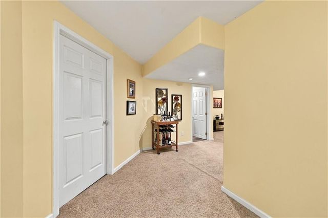 19746 W 120th Terrace, Olathe, KS 66061