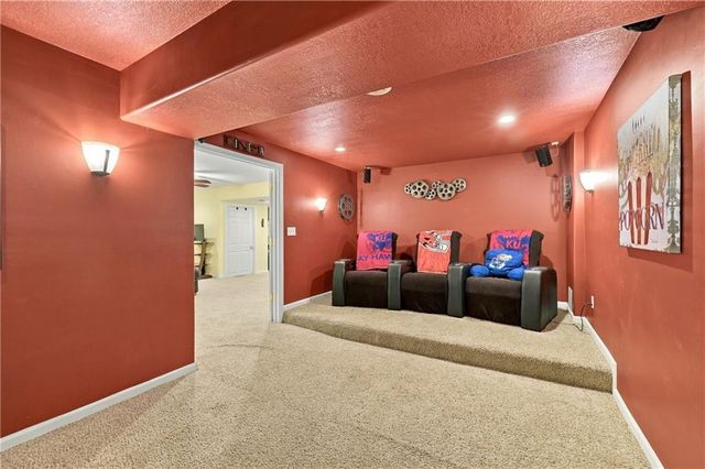 19746 W 120th Terrace, Olathe, KS 66061