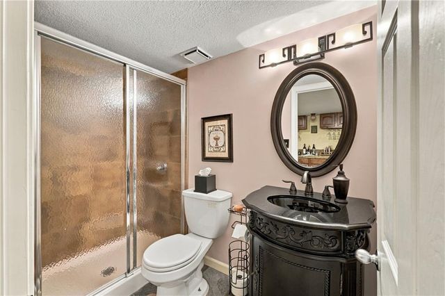 19746 W 120th Terrace, Olathe, KS 66061