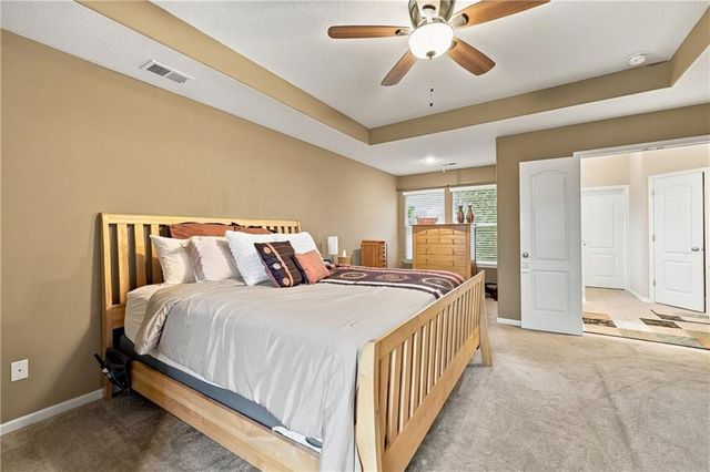 19746 W 120th Terrace, Olathe, KS 66061