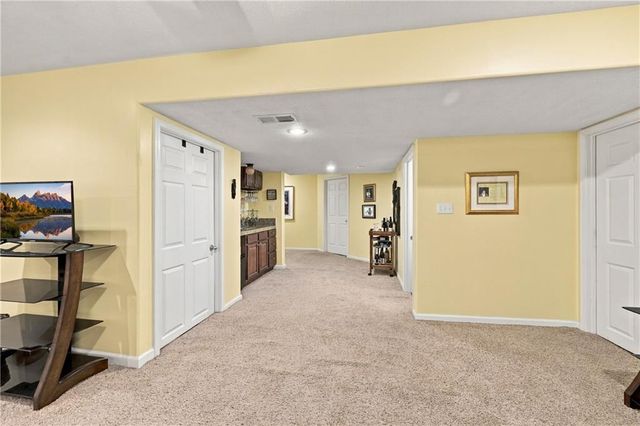 19746 W 120th Terrace, Olathe, KS 66061