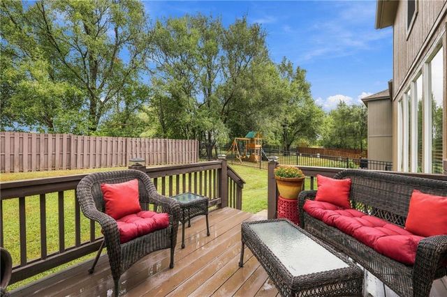 19746 W 120th Terrace, Olathe, KS 66061