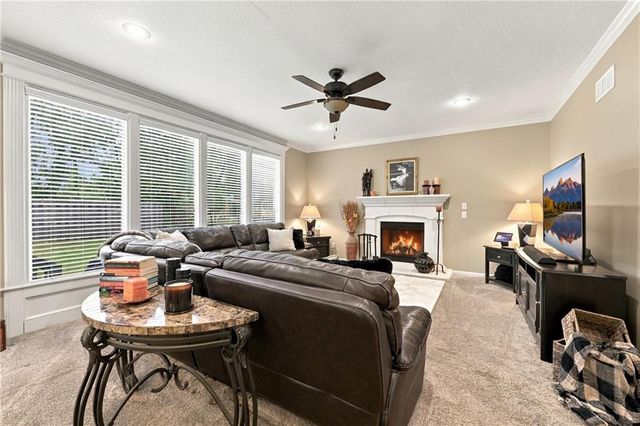 19746 W 120th Terrace, Olathe, KS 66061