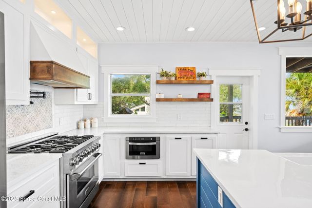 830 S Banana River Drive, Merritt Island, FL 32952