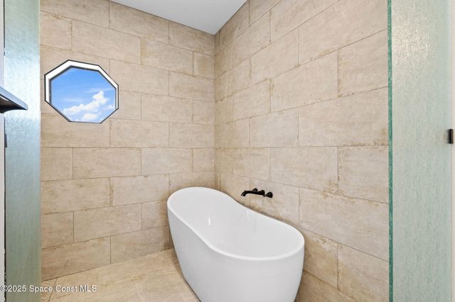 830 S Banana River Drive, Merritt Island, FL 32952