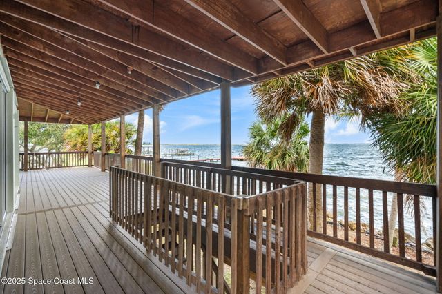 830 S Banana River Drive, Merritt Island, FL 32952