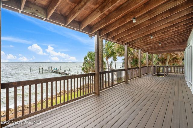 830 S Banana River Drive, Merritt Island, FL 32952