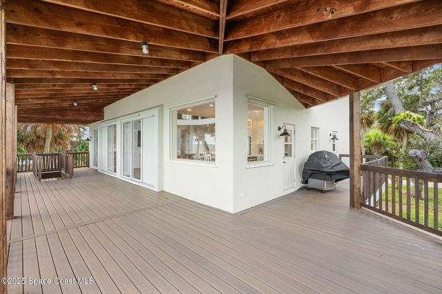 830 S Banana River Drive, Merritt Island, FL 32952