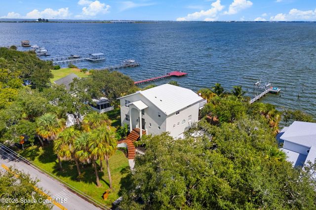 830 S Banana River Drive, Merritt Island, FL 32952