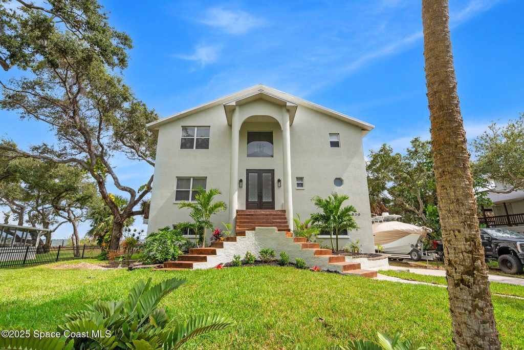 830 S Banana River Drive, Merritt Island, FL 32952