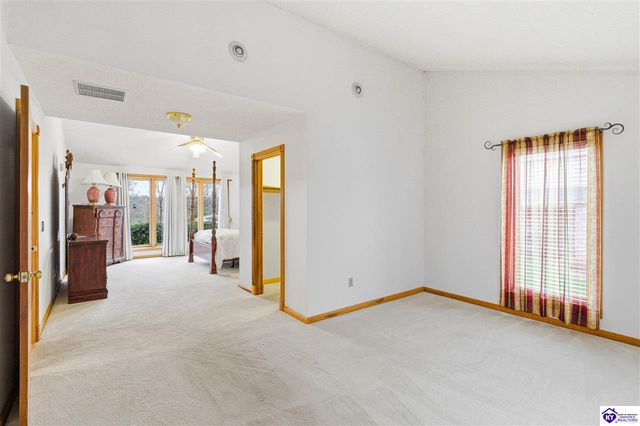 275 Canary Drive, Elizabethtown, KY 42701