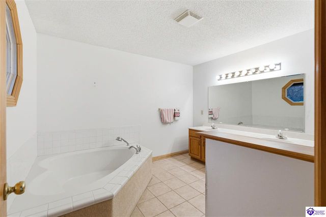 275 Canary Drive, Elizabethtown, KY 42701