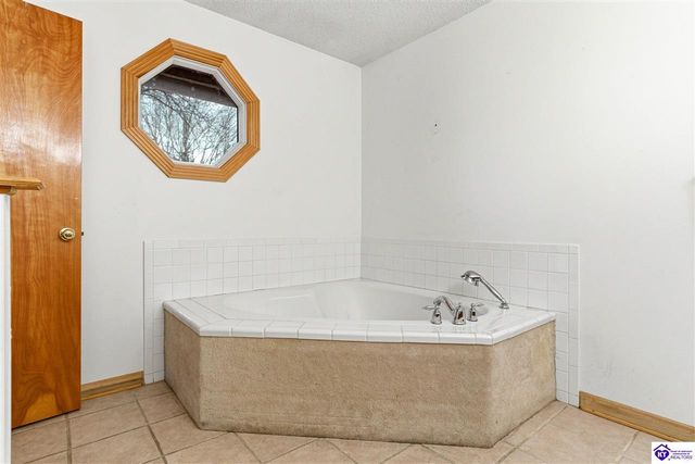 275 Canary Drive, Elizabethtown, KY 42701