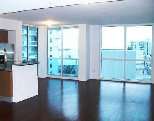 7910 Harbor Island Dr 510, North Bay Village, FL 33141