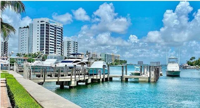 7910 Harbor Island Dr 510, North Bay Village, FL 33141