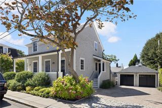 9 Anthony Street, Newport, RI 02840