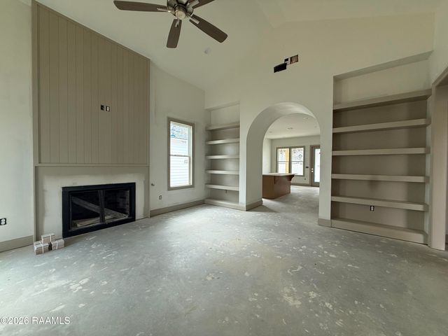 115 Greenhouse Road, Youngsville, LA 70592