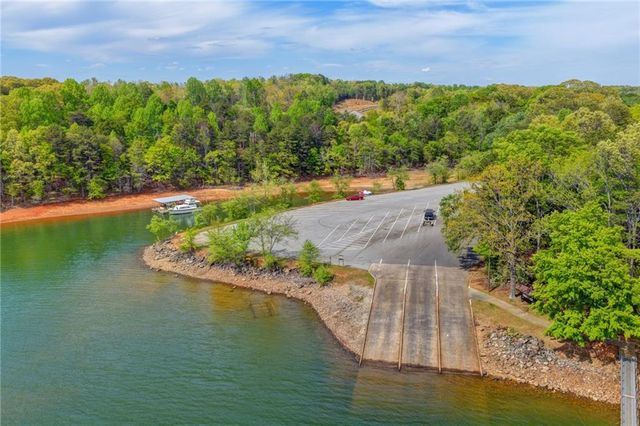 3502 Phoenix Cove Drive, Gainesville, GA 30506