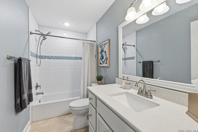 384 Hunters Creek, New Braunfels, TX 78132