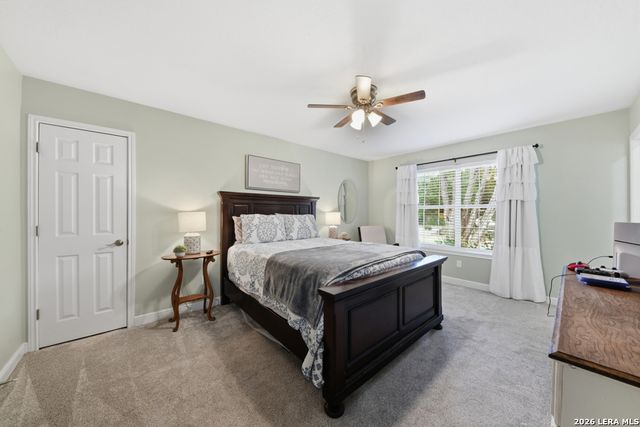 384 Hunters Creek, New Braunfels, TX 78132