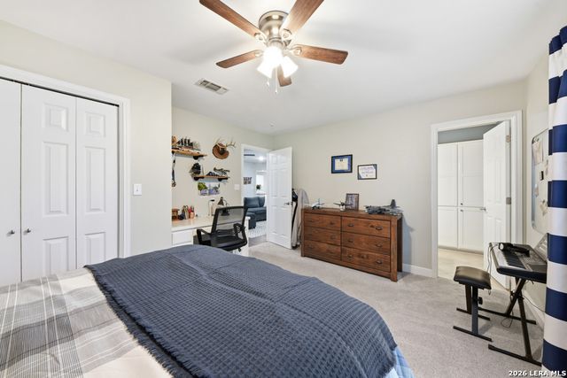 384 Hunters Creek, New Braunfels, TX 78132