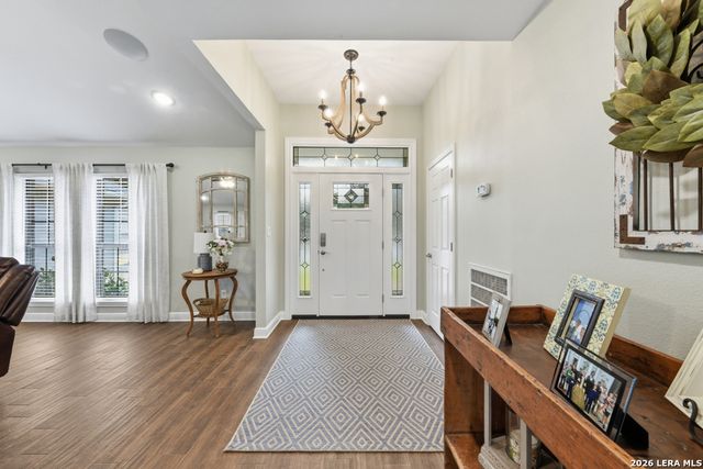 384 Hunters Creek, New Braunfels, TX 78132