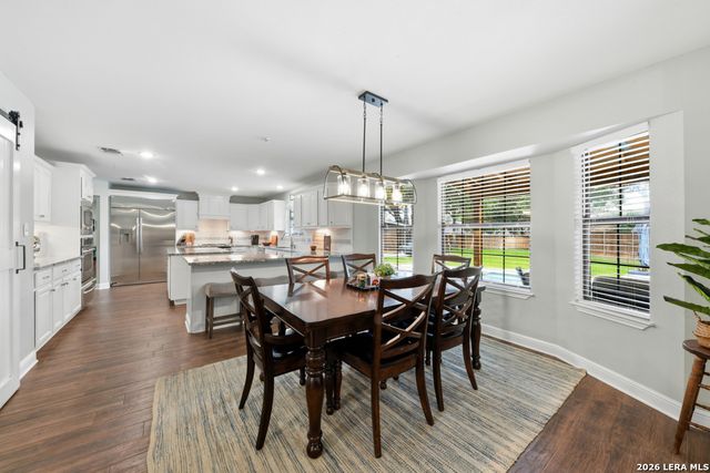 384 Hunters Creek, New Braunfels, TX 78132