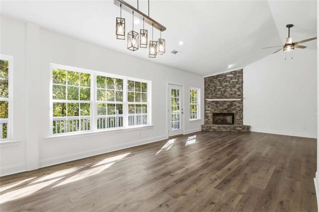 622 Spring Crest Road, Cleveland, GA 30528