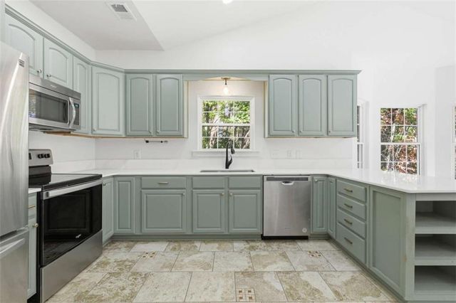 622 Spring Crest Road, Cleveland, GA 30528