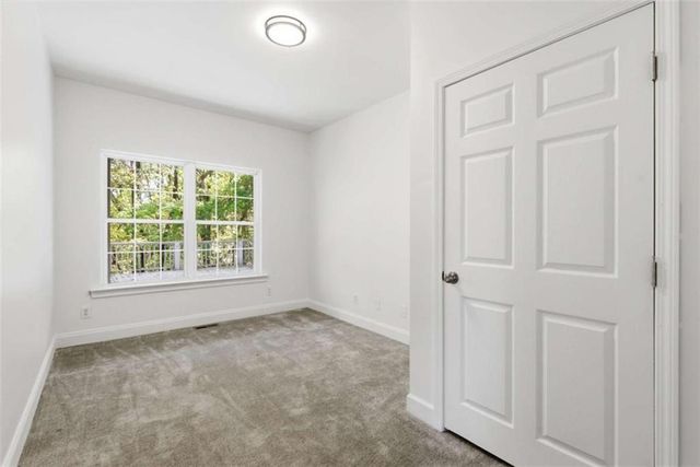 622 Spring Crest Road, Cleveland, GA 30528