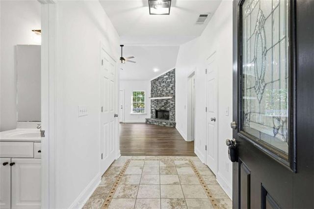 622 Spring Crest Road, Cleveland, GA 30528