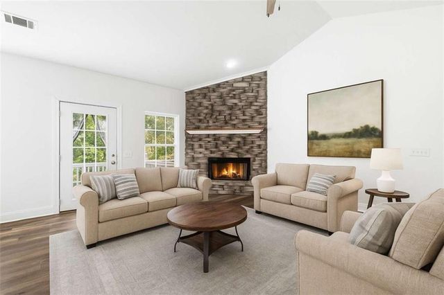 622 Spring Crest Road, Cleveland, GA 30528