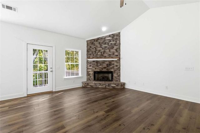 622 Spring Crest Road, Cleveland, GA 30528