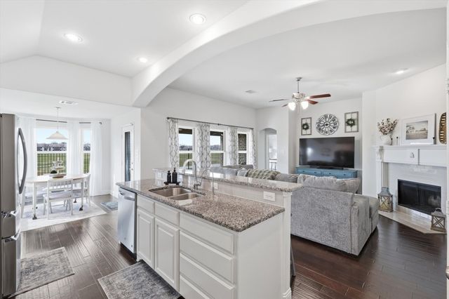 605 Meadowedge Lane, Denton, TX 76207