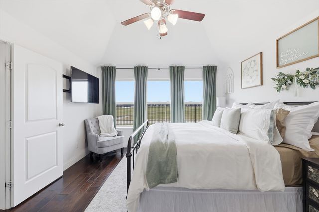 605 Meadowedge Lane, Denton, TX 76207