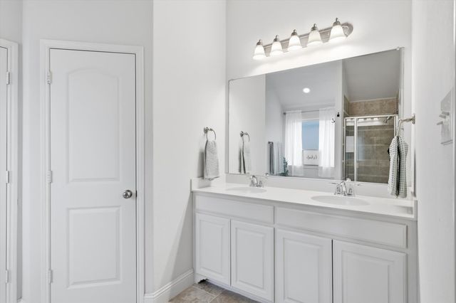 605 Meadowedge Lane, Denton, TX 76207