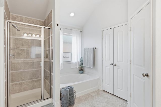 605 Meadowedge Lane, Denton, TX 76207