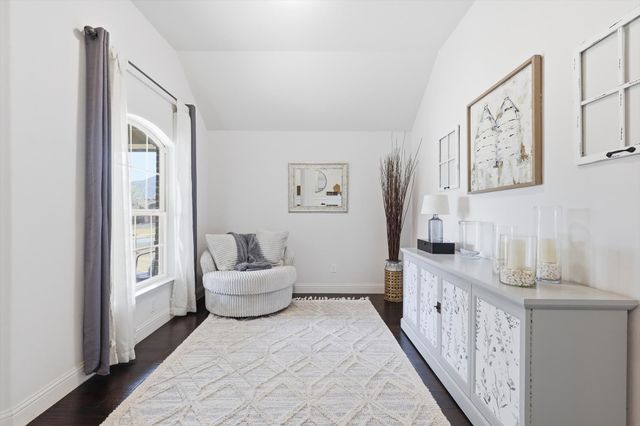 605 Meadowedge Lane, Denton, TX 76207