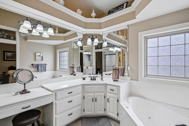 1272 Hayden Court E, Springfield, MO 65804