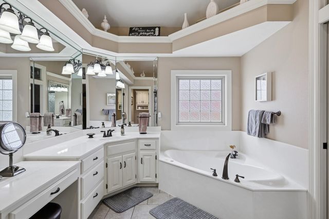 1272 Hayden Court E, Springfield, MO 65804