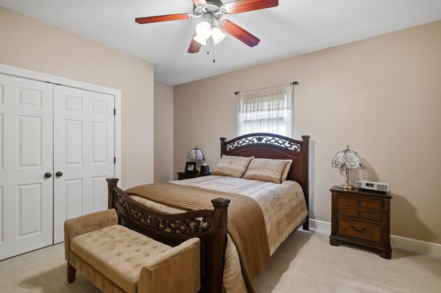 1272 Hayden Court E, Springfield, MO 65804