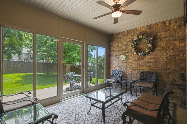 1272 Hayden Court E, Springfield, MO 65804